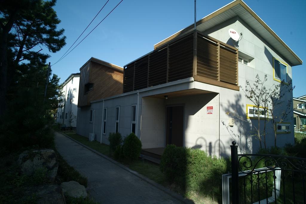 Guesthouse Innergarden Incheon Airport Exterior photo